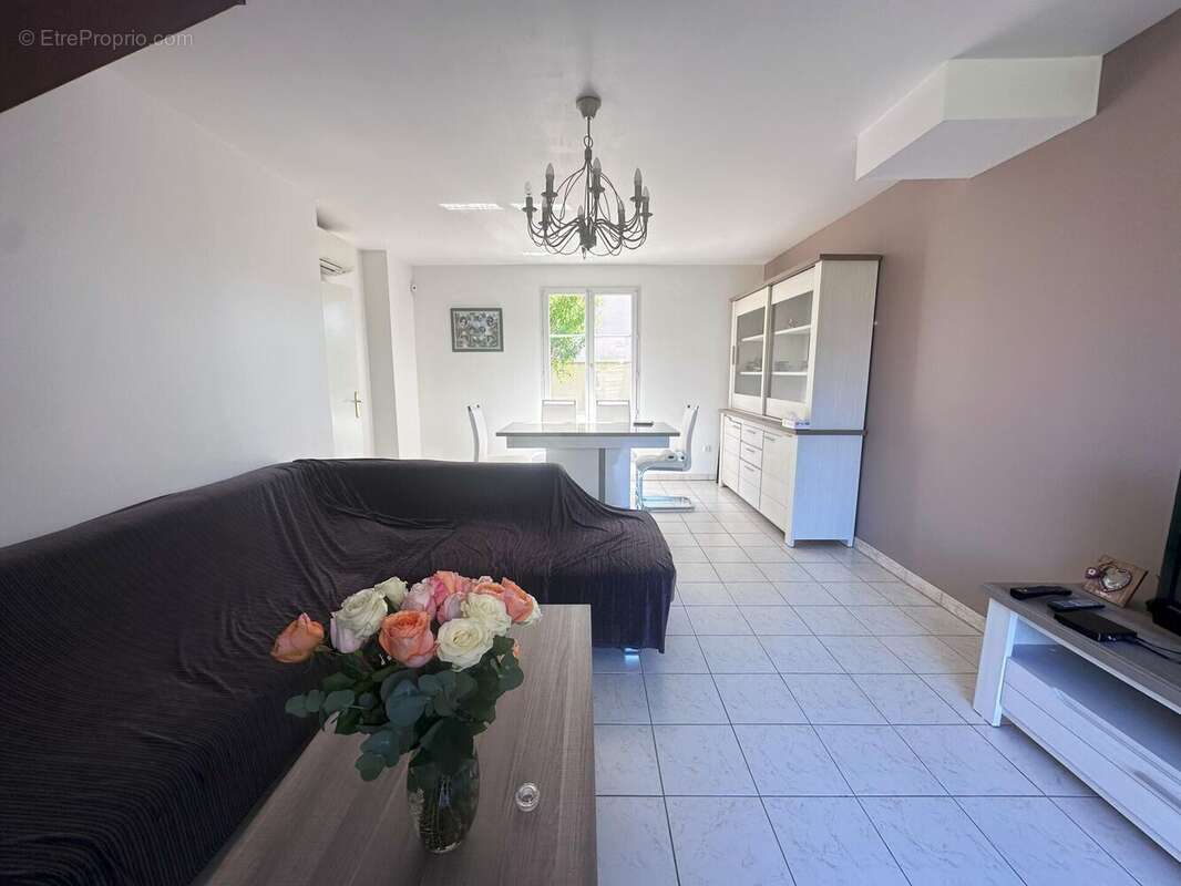 Photo 4 - Maison à CHEVANNES