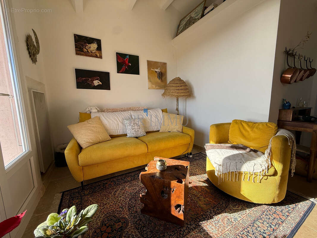 Appartement à LES ISSAMBRES