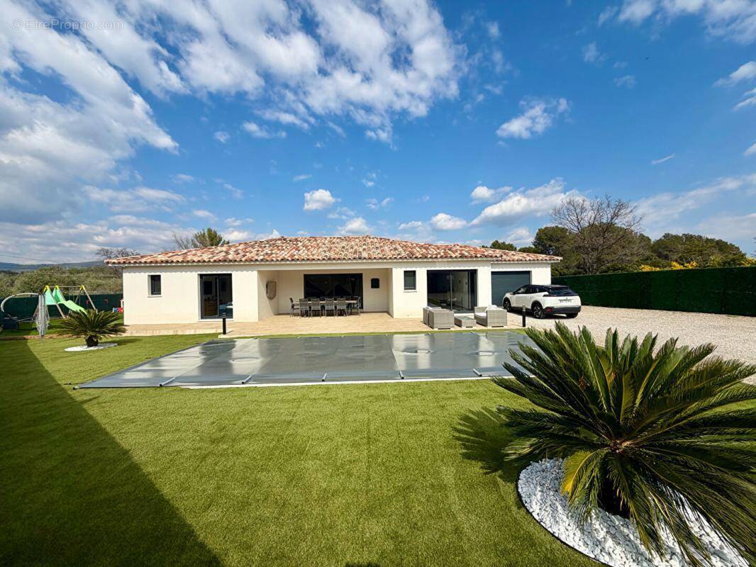 Maison à TRANS-EN-PROVENCE