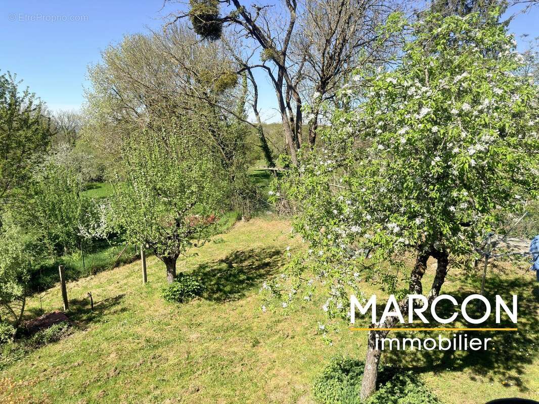 Maison à CHATELUS-MALVALEIX