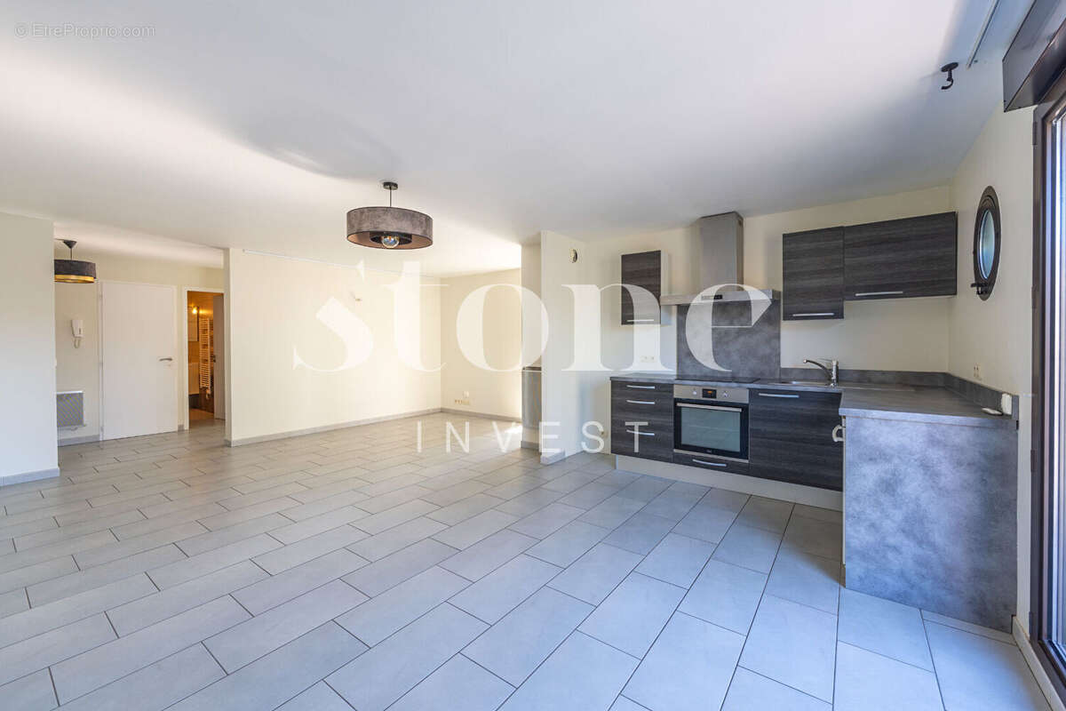 Appartement à ANNECY-LE-VIEUX