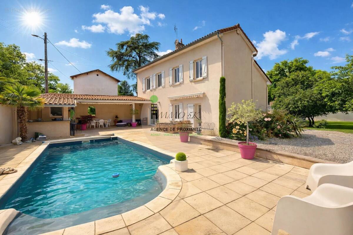 Maison à MIRIBEL
