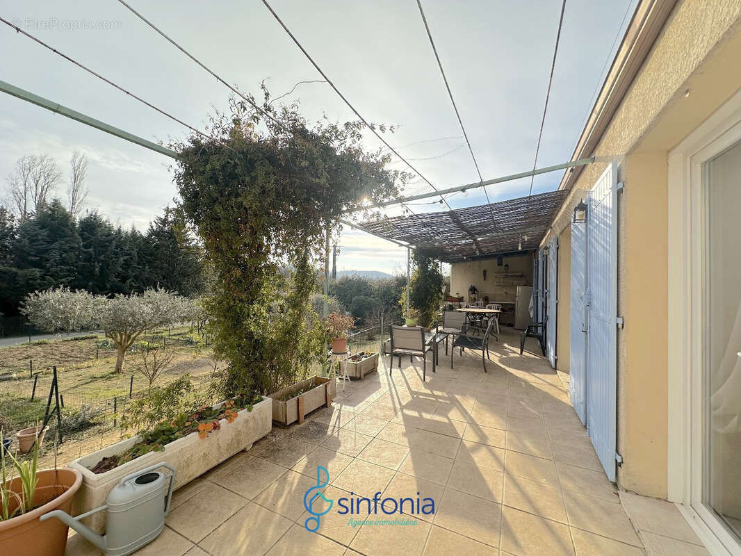 Maison à SERVIERS-ET-LABAUME