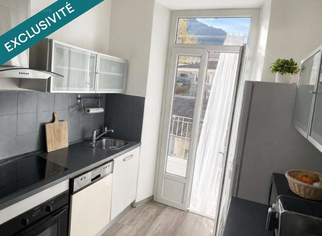 Photo 4 - Appartement à CORTE