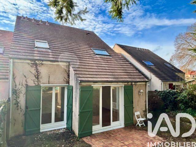 Photo 1 - Maison à BONNELLES