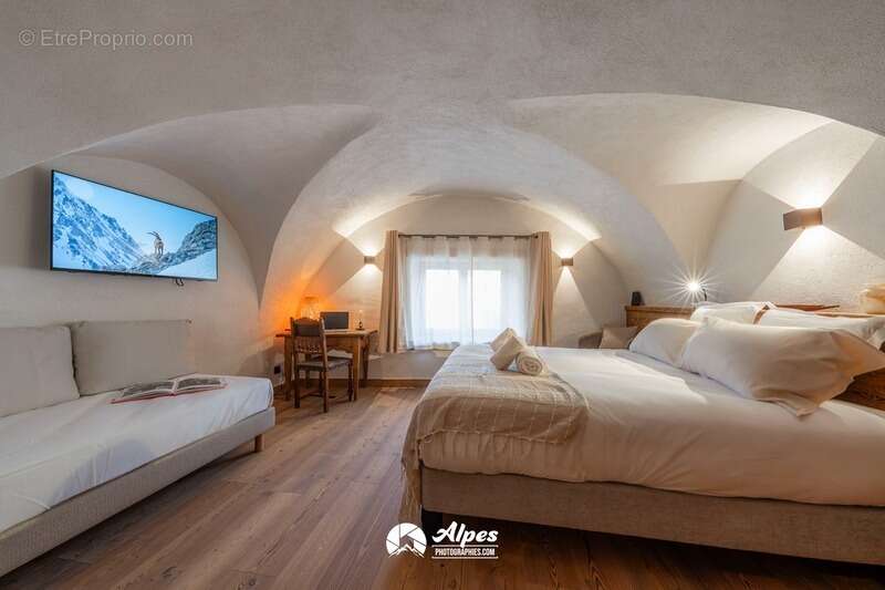 Appartement à LA SALLE-LES-ALPES