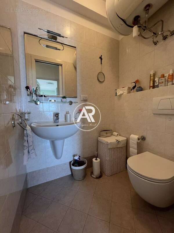 Appartement à ROQUEBRUNE-CAP-MARTIN