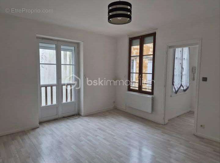 Appartement à CHARLEVILLE-MEZIERES