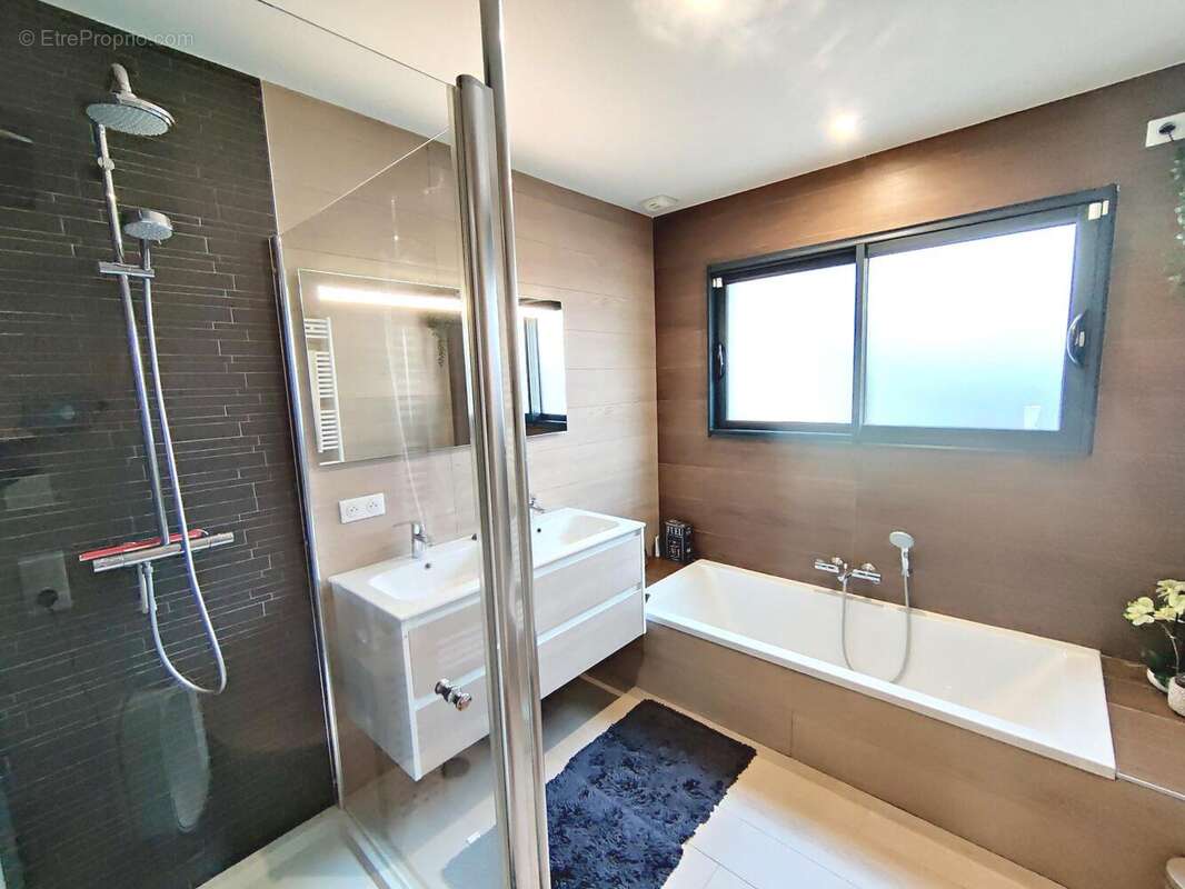 Maison 223 m² à Villiers-Saint-Frederic  - photo 8
