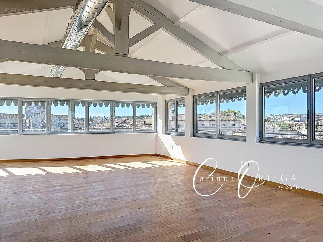 Photo 1 - Appartement à NIMES