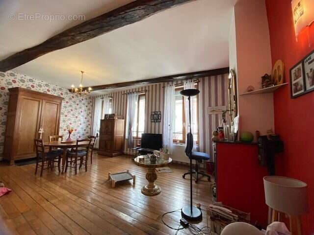 Appartement à BOHAIN-EN-VERMANDOIS