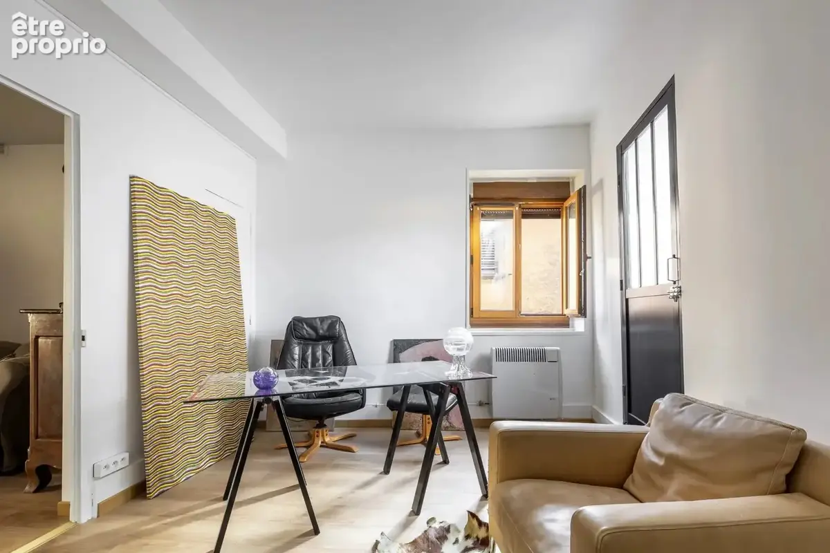 Beaune – Appartement avec terrasse privative et cave voûtée - photo 4
