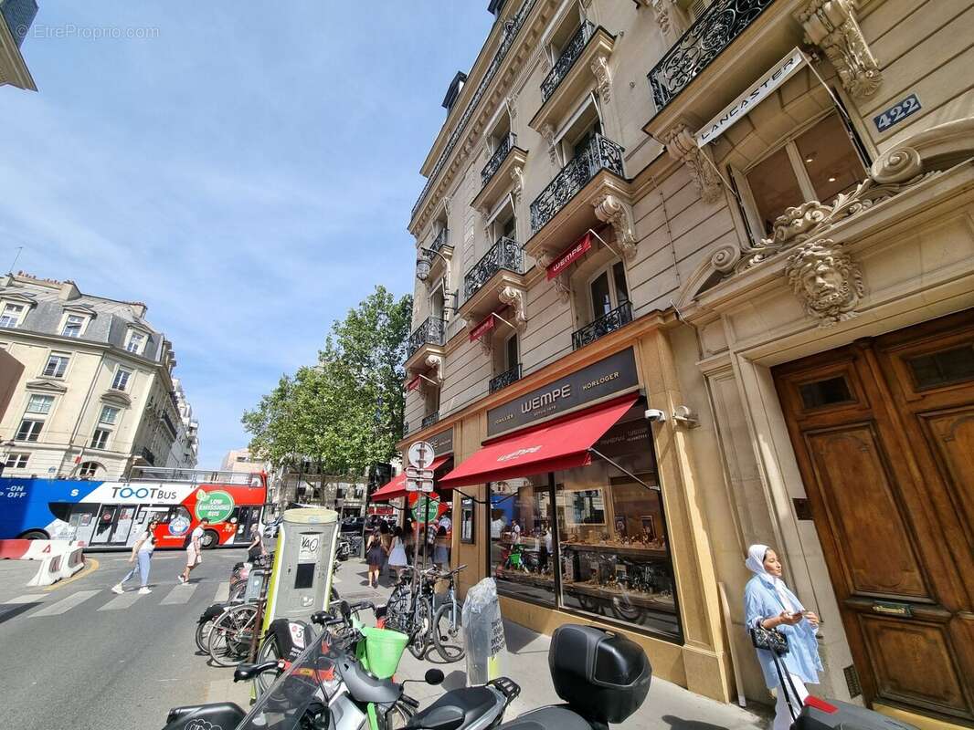 Appartement 20 m² à Paris-8e  - photo 2