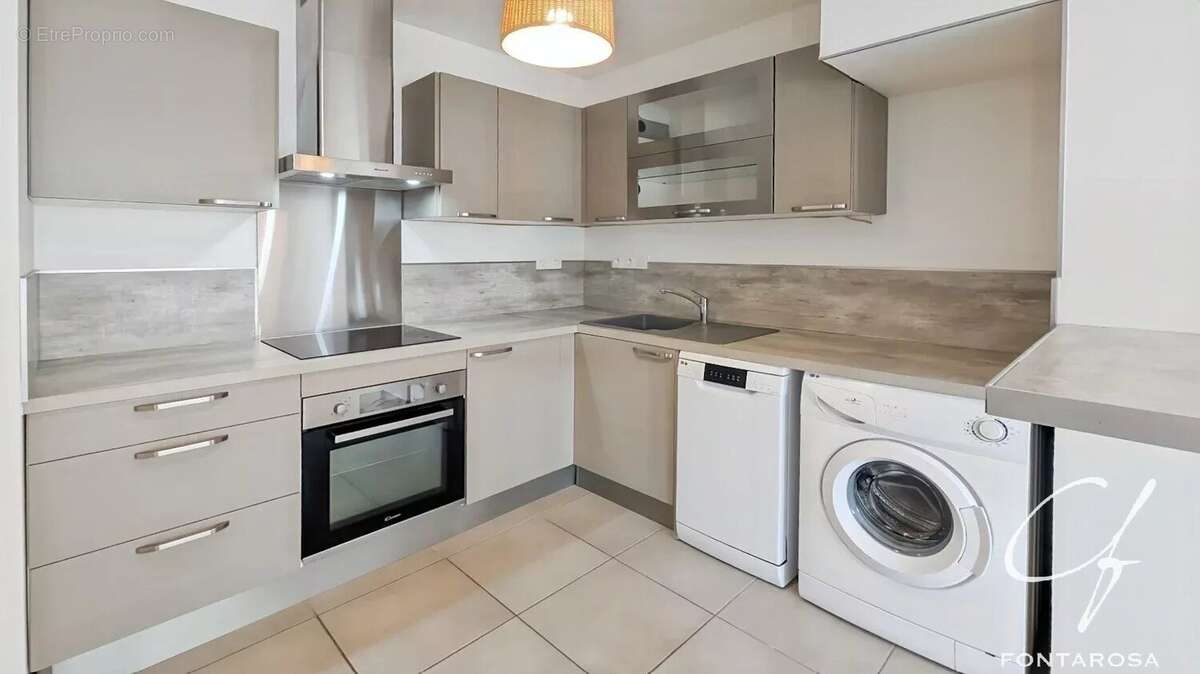 Appartement à FREJUS