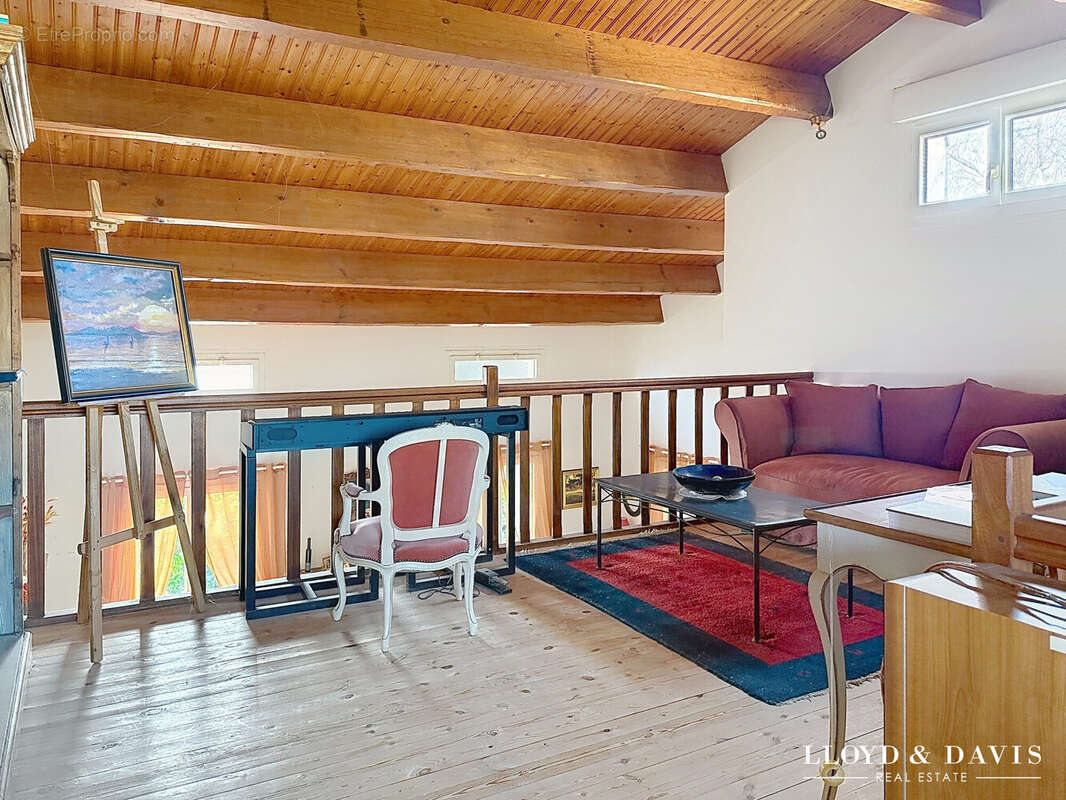 Maison à MESCHERS-SUR-GIRONDE