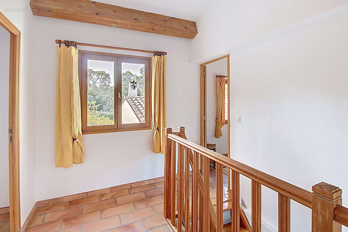 Maison à LORGUES