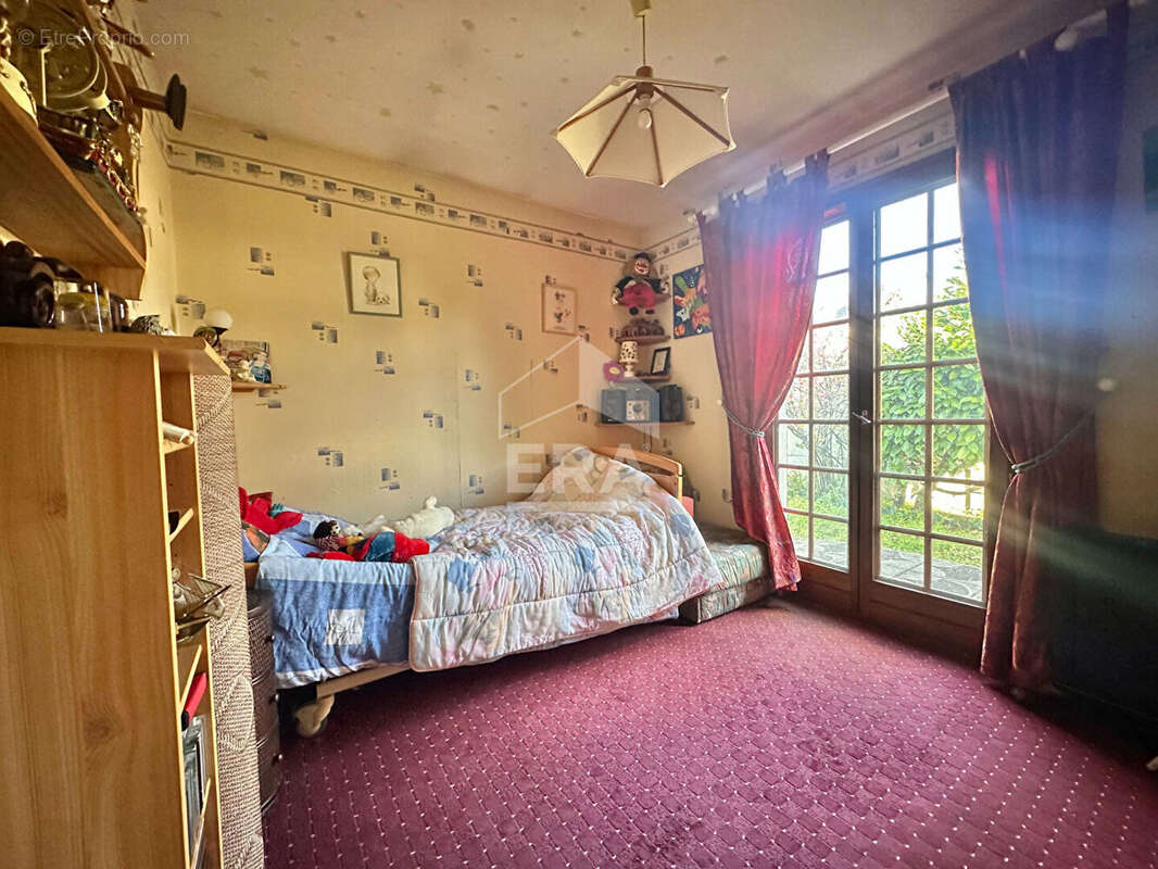 Maison à SARTROUVILLE