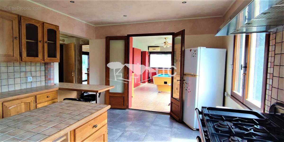 Maison à SAINT-PAUL-LE-JEUNE