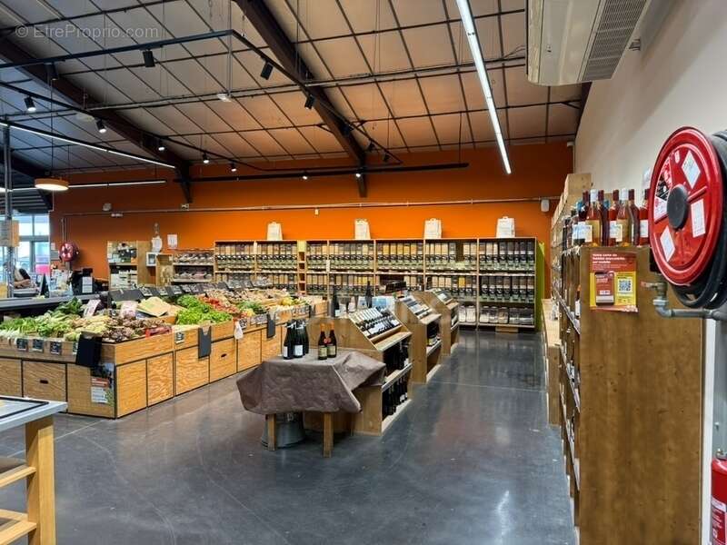 Commerce à MONTELIMAR