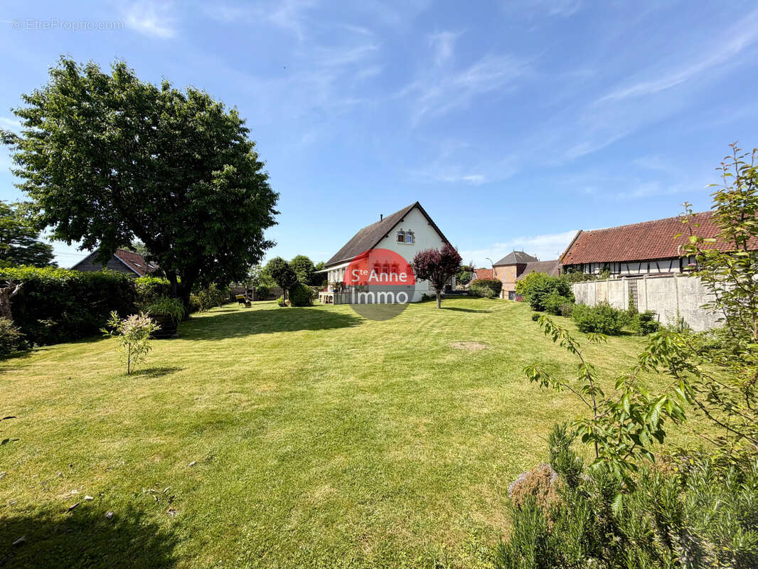 Maison à WAVIGNIES