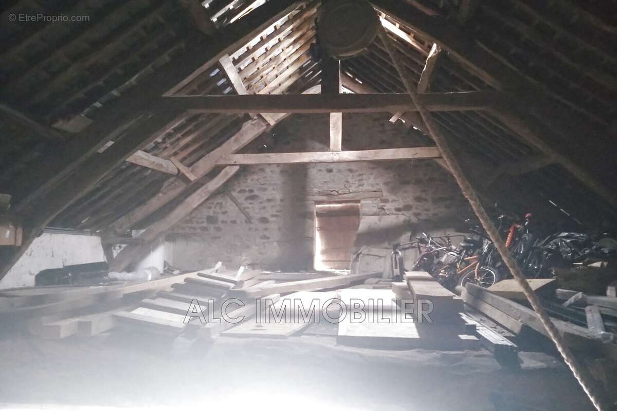 Maison 107 m² à Ciral  - photo 5