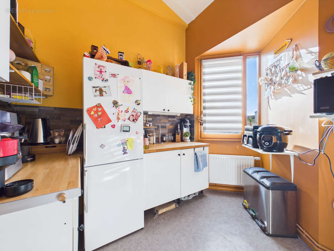 Appartement à SARTROUVILLE