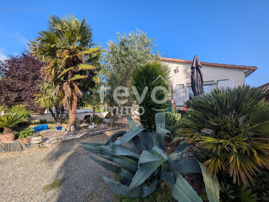 Maison à ROCHESERVIERE