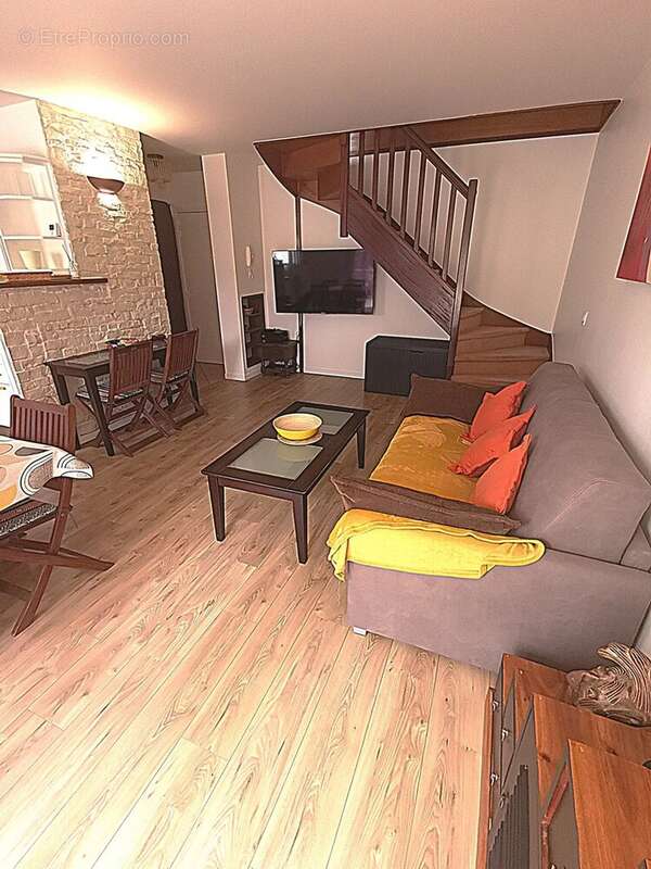 Appartement à CHESSY