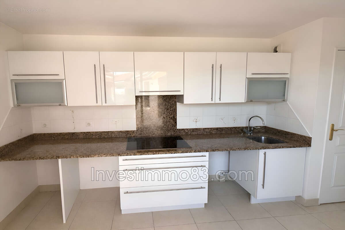 Appartement à HYERES
