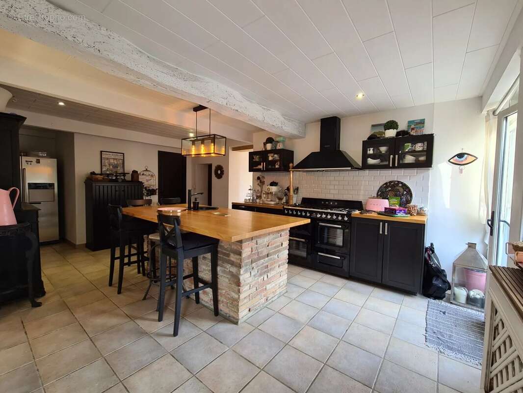 Maison à GRATENTOUR