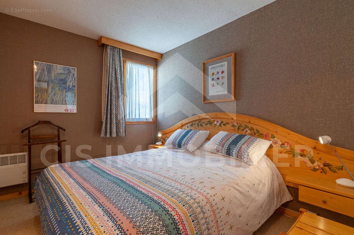 Appartement à LES ALLUES