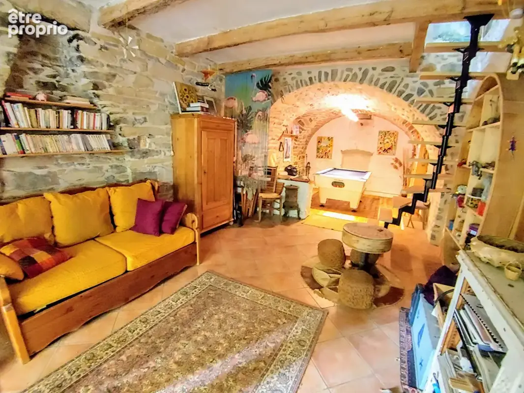 Superbe T3 en duplex avec terrasse privée et jardin commun à Millau - photo 17