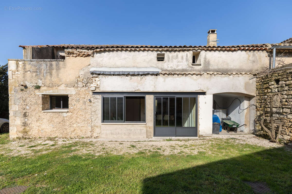 Maison à MAUBEC