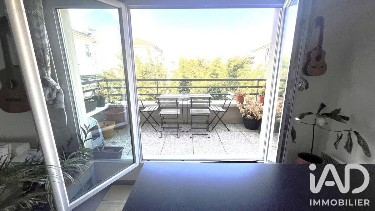 Photo 1 - Appartement à VILLENEUVE-LE-ROI