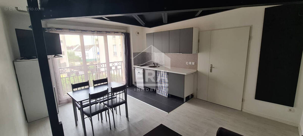 Appartement à PONTAULT-COMBAULT