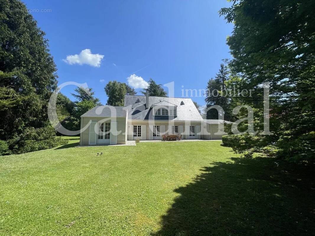 Maison à NOISY-LE-ROI