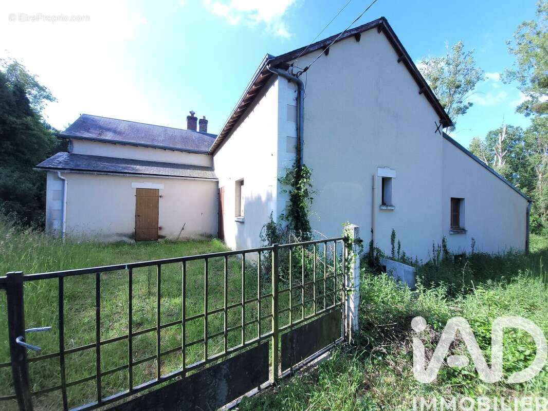 Maison 177 m² à Saint-Aubin-Le-Depeint  - photo 4