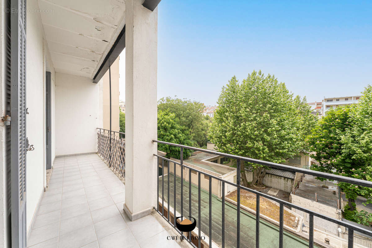 Appartement à MARSEILLE-8E