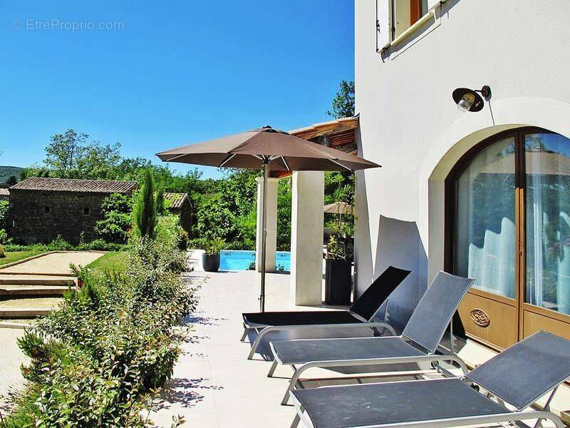 Maison à GOUDARGUES