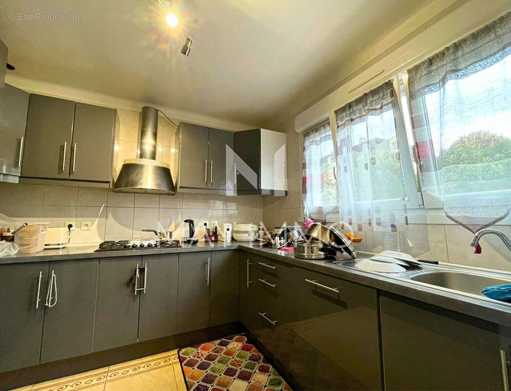 Maison à VAIRES-SUR-MARNE