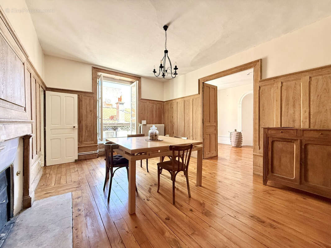 Appartement 8 pièces 267 m² à vendre à Clermont-Ferrand (63000) - photo 6
