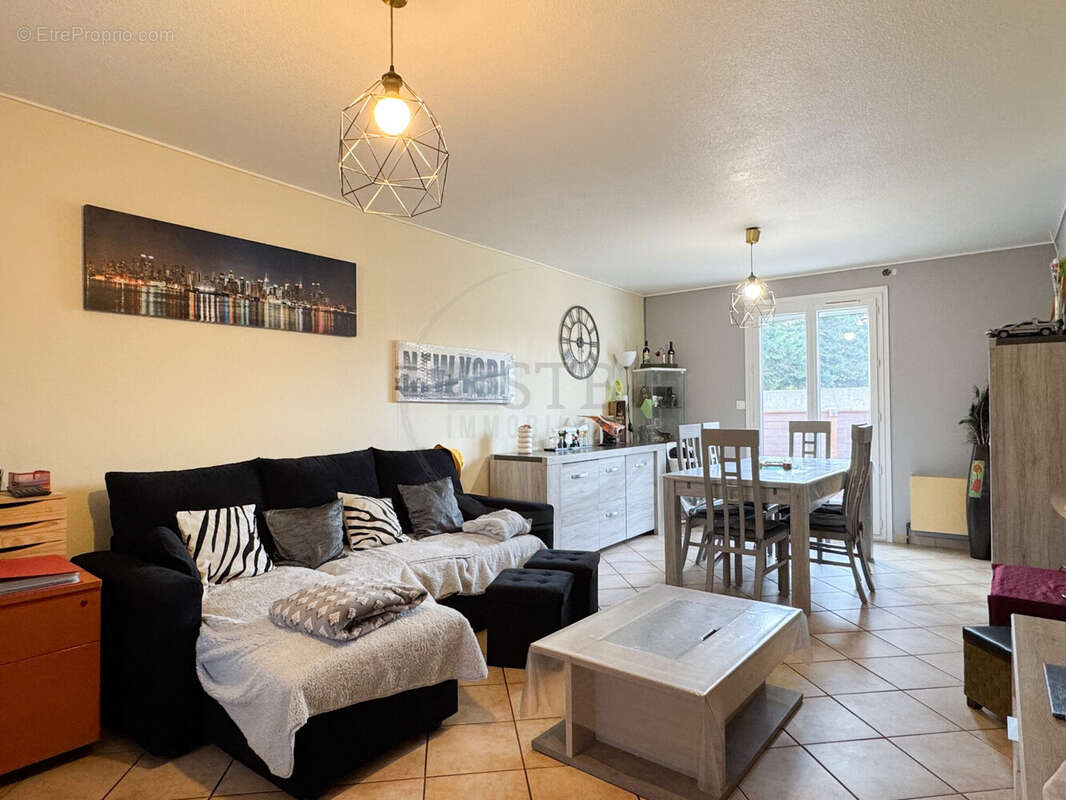 Maison à LORIOL-SUR-DROME