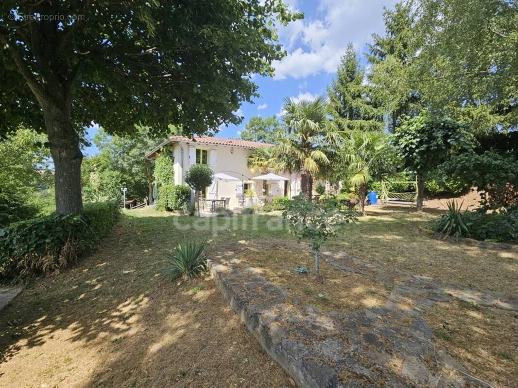 Maison à BALBIGNY