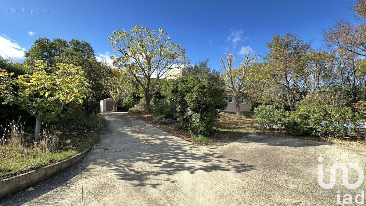 Photo 4 - Maison à CALVISSON