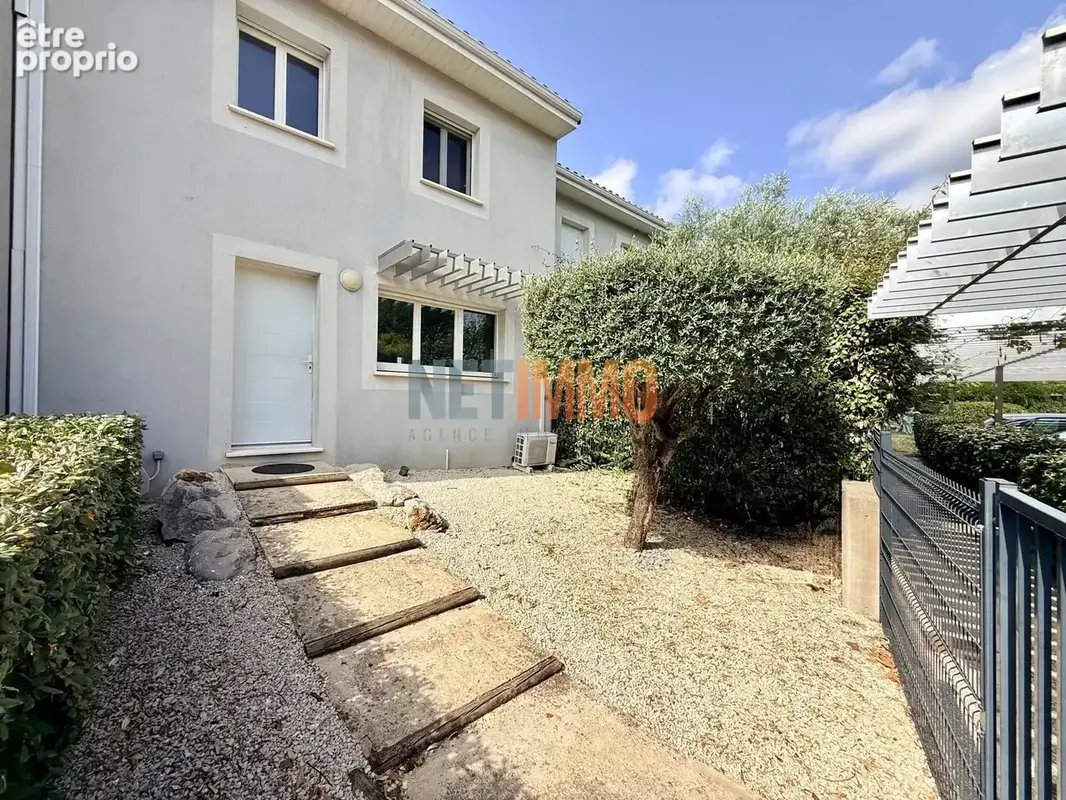 Villa T4 avec jardin + 2 places stationnement - photo 13