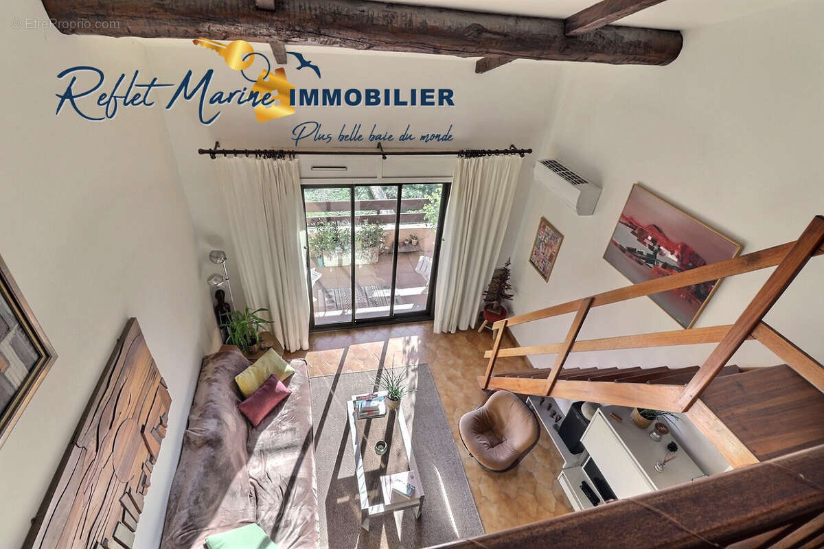 Appartement à SAINT-CYR-SUR-MER