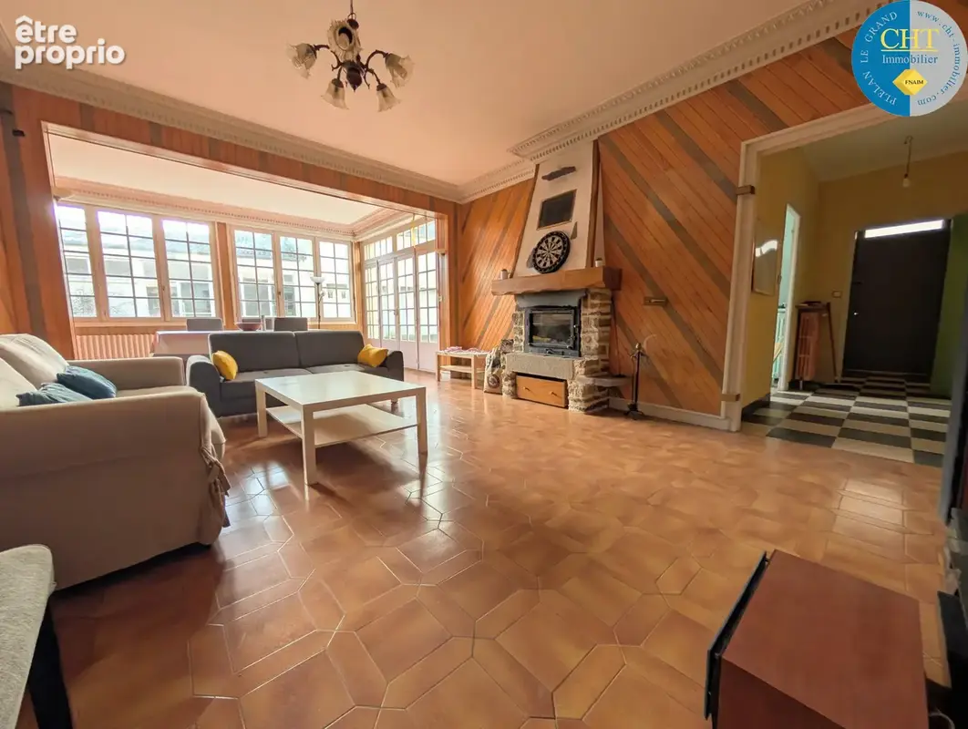 Immeuble mixte en hyper-centre de guer avec cht immobilier - photo 4