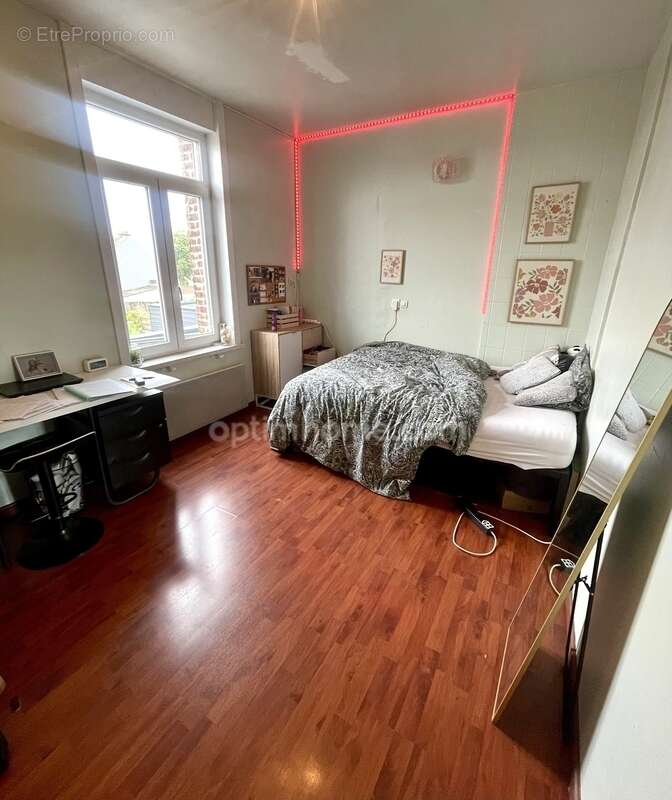 Maison à SAINT-AMAND-LES-EAUX