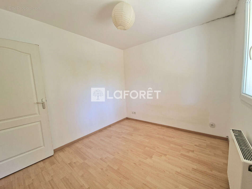 Appartement Condat Sur Vienne 2 pièce(s) 46.69 m2 - photo 8