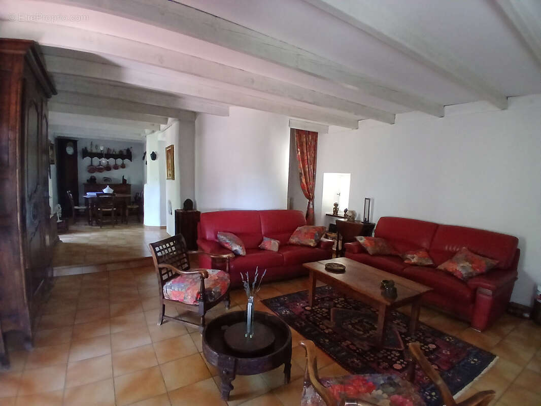 Maison à SAINT-MARTIN-DE-VALGALGUES